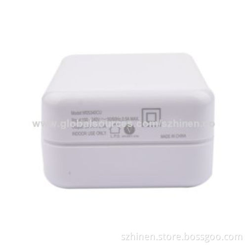 Travel charger with dual USB 5V/1A+2.4A output